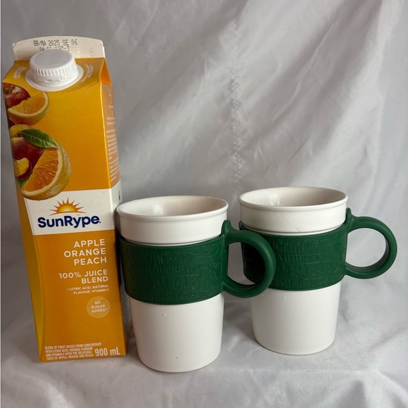 2  Starbucks mug, circa 2008 - Picture 1 of 4